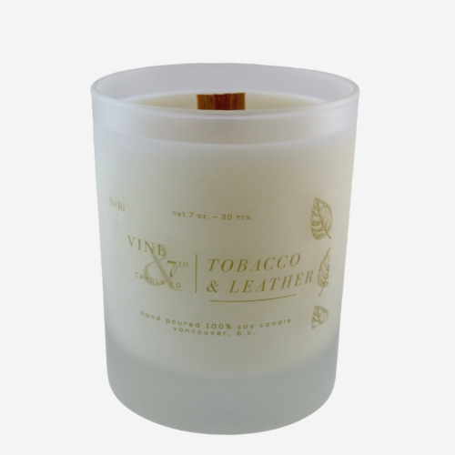 tobacco & leather candle