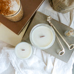Load image into Gallery viewer, cinnamon chai &amp; crème candle
